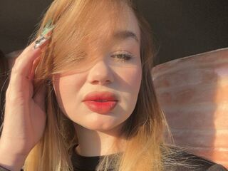 KellyCher's Cam live sex teen Profile Image